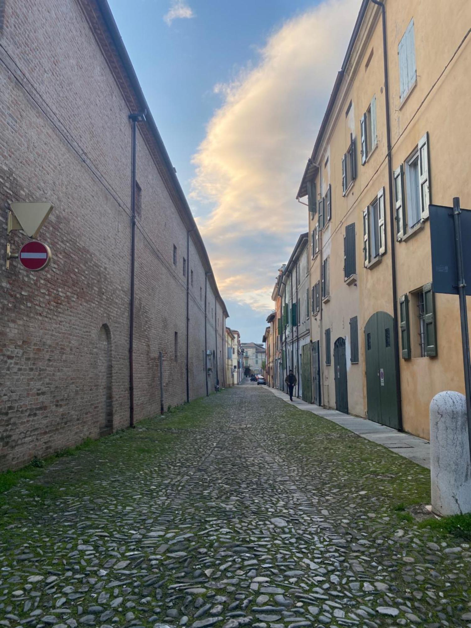 Teatro Inn - Timeless Charm Correggio Exterior photo